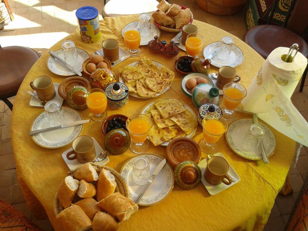 Maison Famille Tazi Fez Buitenkant foto