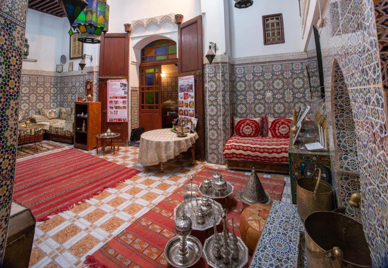 Maison Famille Tazi Fez Buitenkant foto